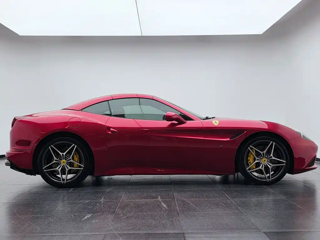 Ferrari California T — миниатюра 18