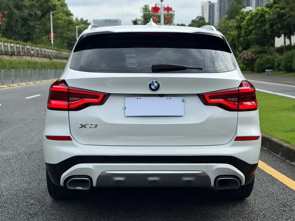 BMW X3 — миниатюра 7