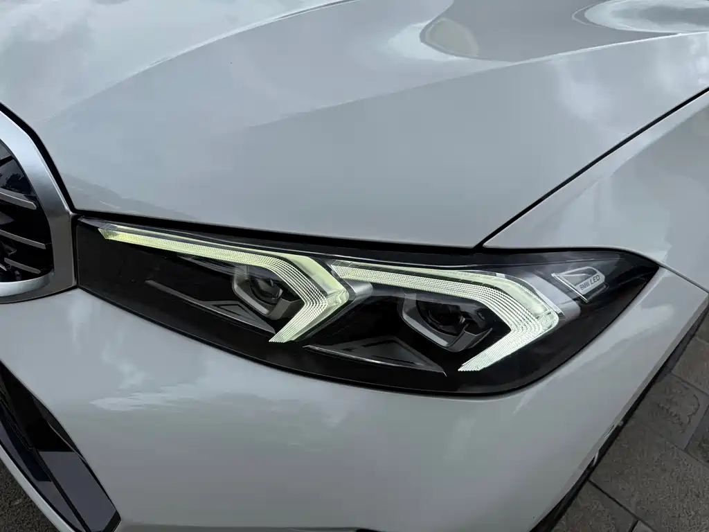 BMW 3 Series — миниатюра 12