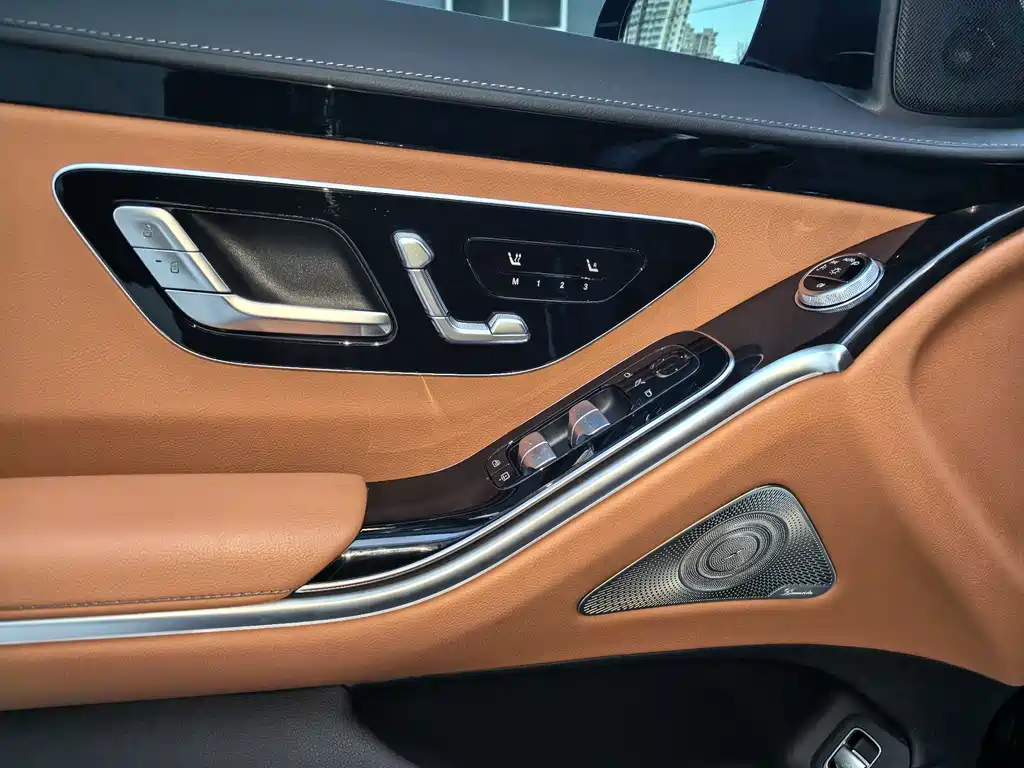 MERCEDES-BENZ S CLASS