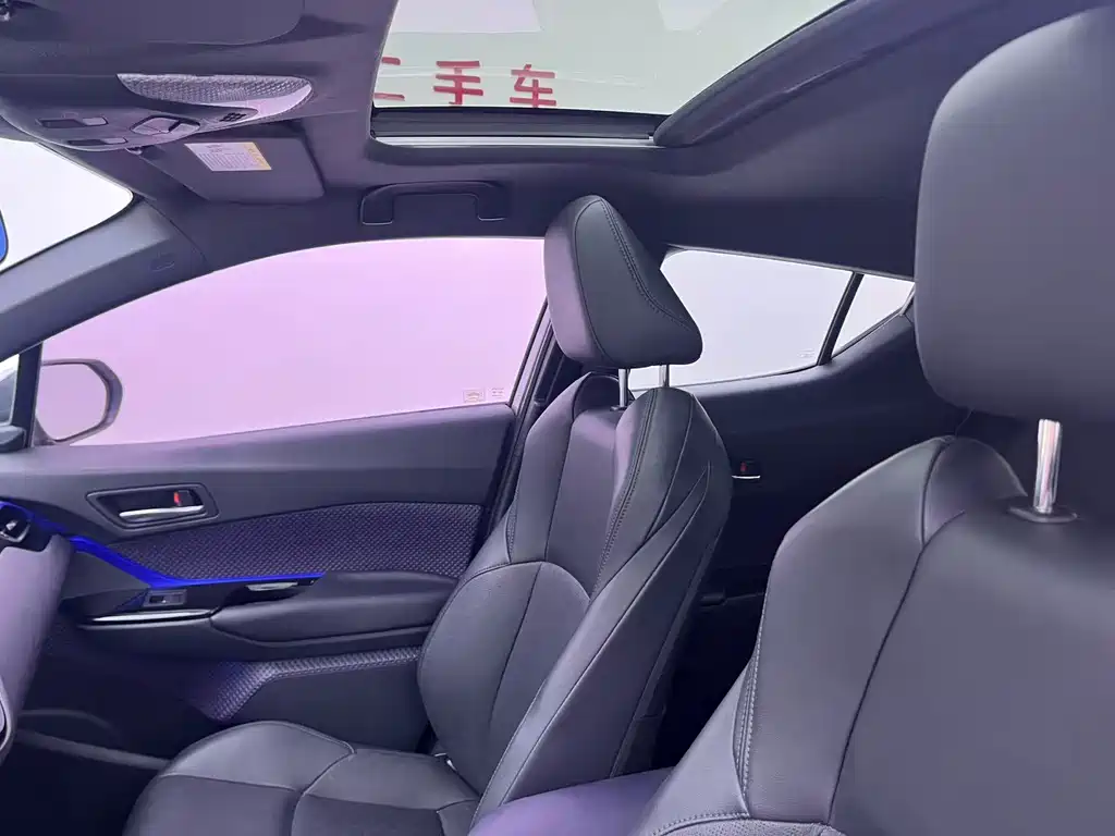 Toyota IZOA — миниатюра 5