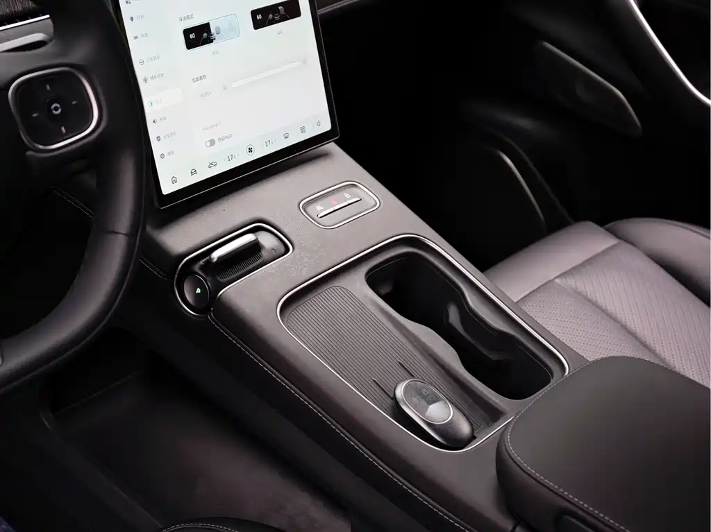 NIO EC7 — миниатюра 15