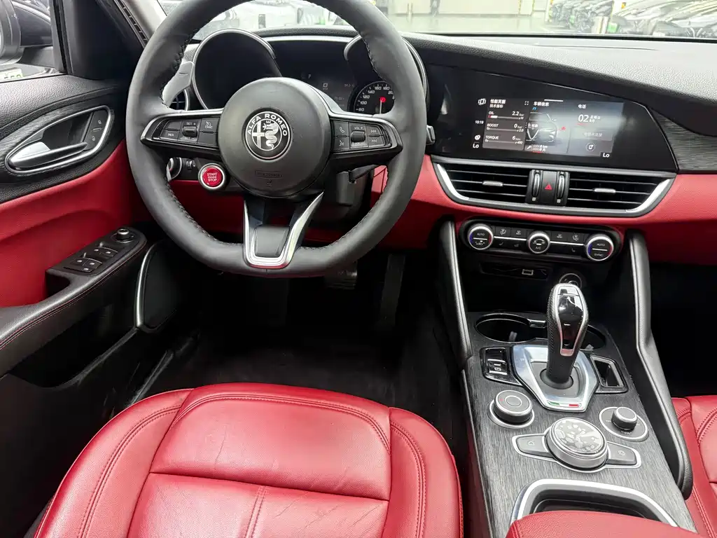 Alfa Romeo Giulia — миниатюра 15