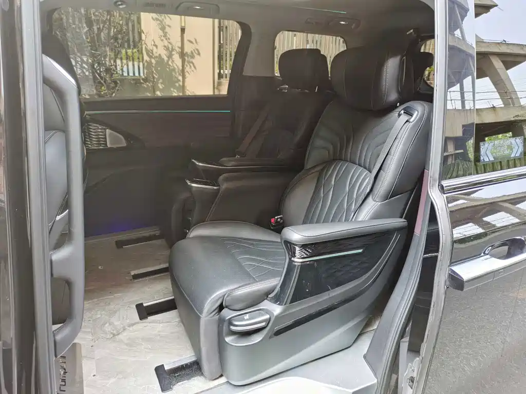 GAC Motor Trumpchi M8 — миниатюра 13