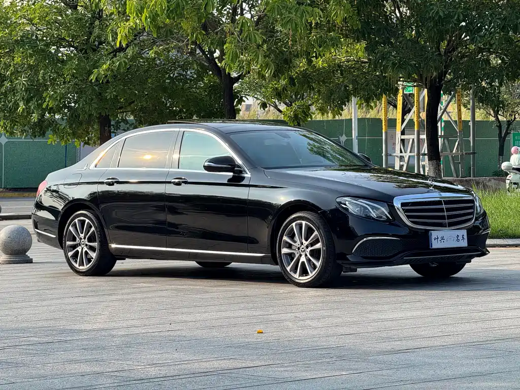 Mercedes-Benz E-Class E 2019 E 300 L Fashion