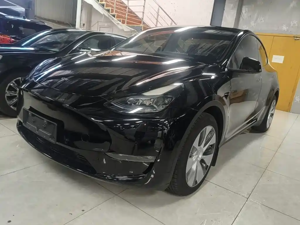 2023 Tesla Model Y - zdjęcie 1 z 25