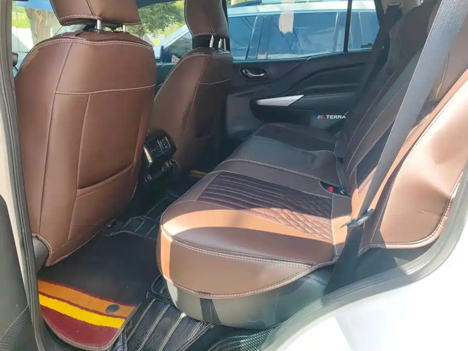 Nissan Terra — миниатюра 11