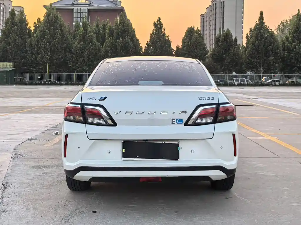 Venucia D60 EV — миниатюра 8
