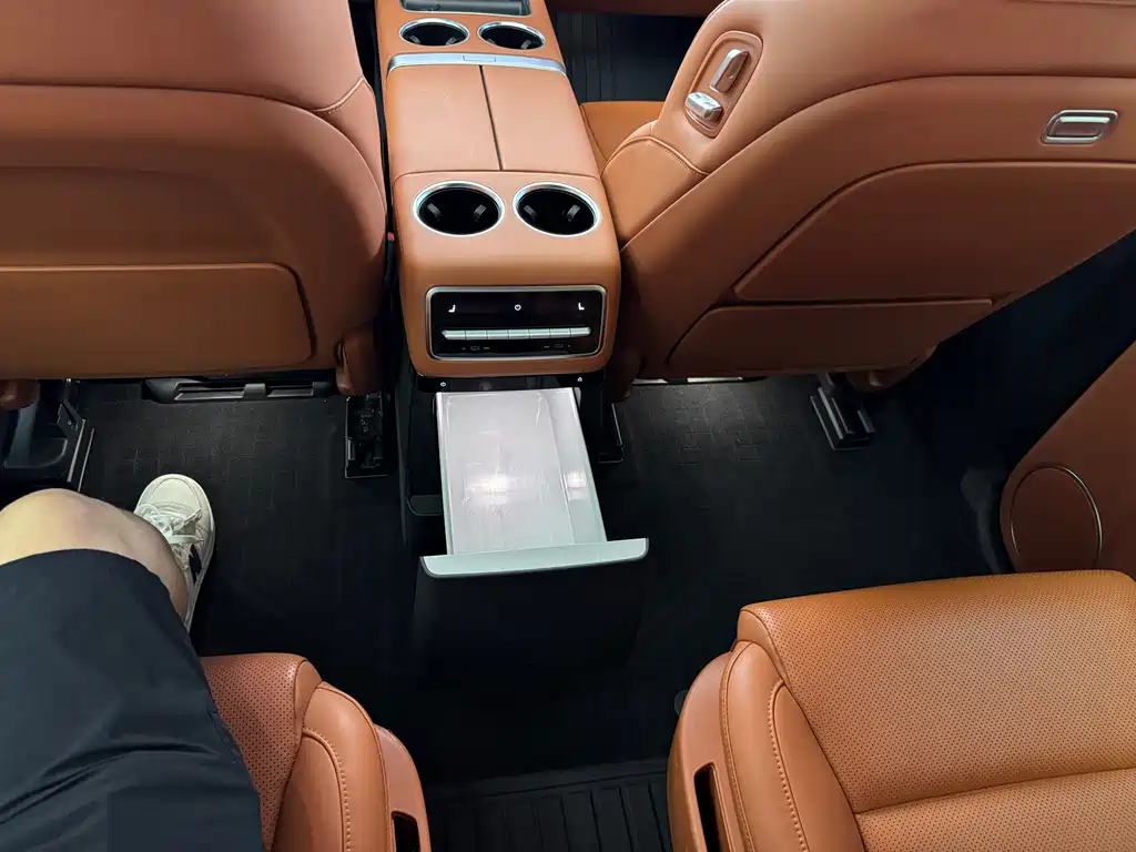 Li Auto Li L9 — миниатюра 6