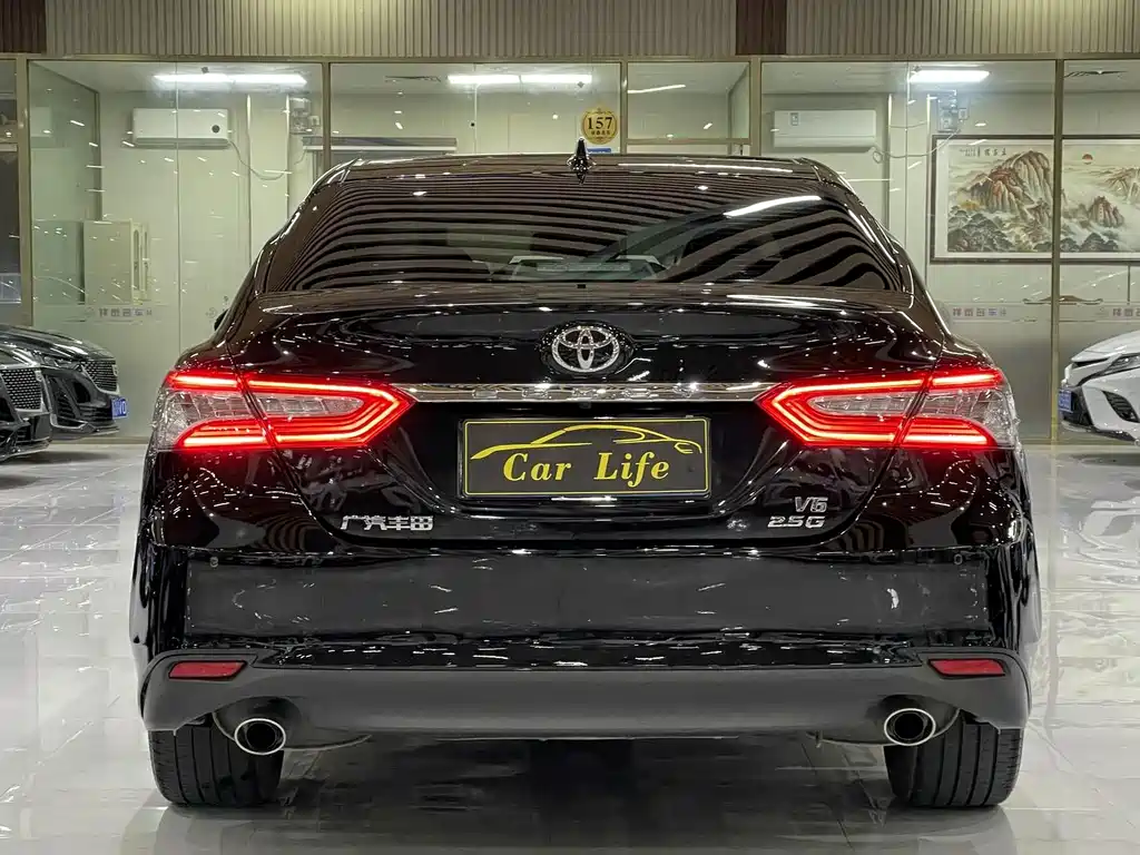 Toyota Camry — миниатюра 15