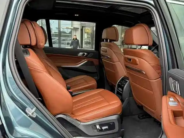 BMW X7 — миниатюра 6