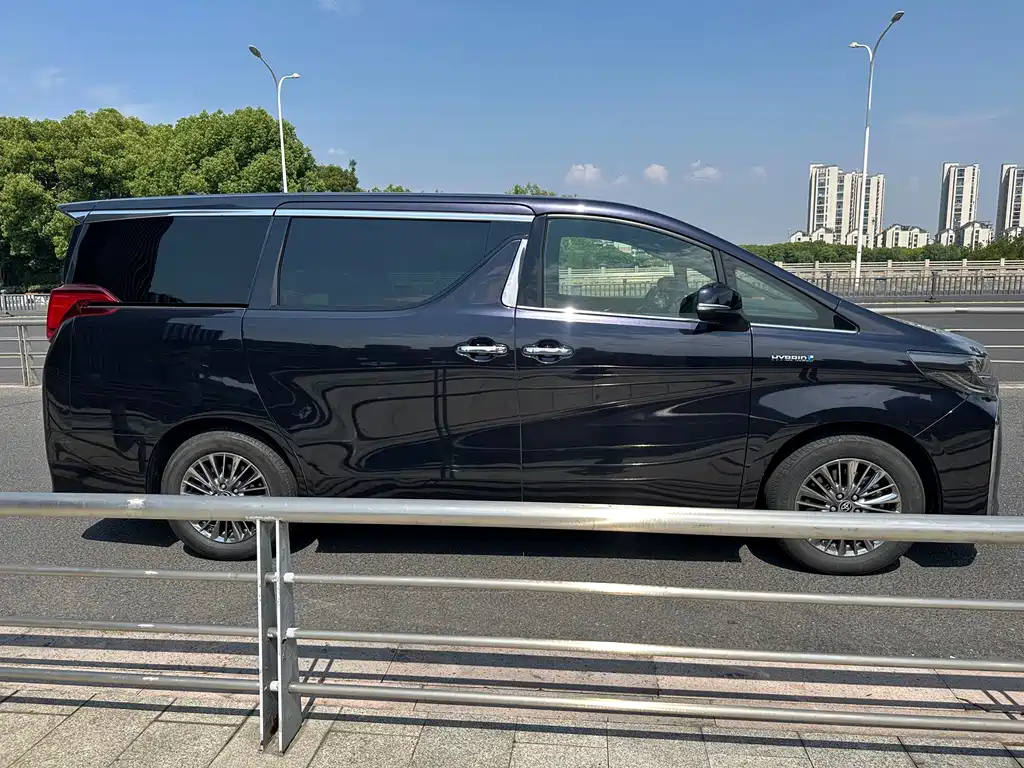 Toyota Alphard 2021 2.5L Premium