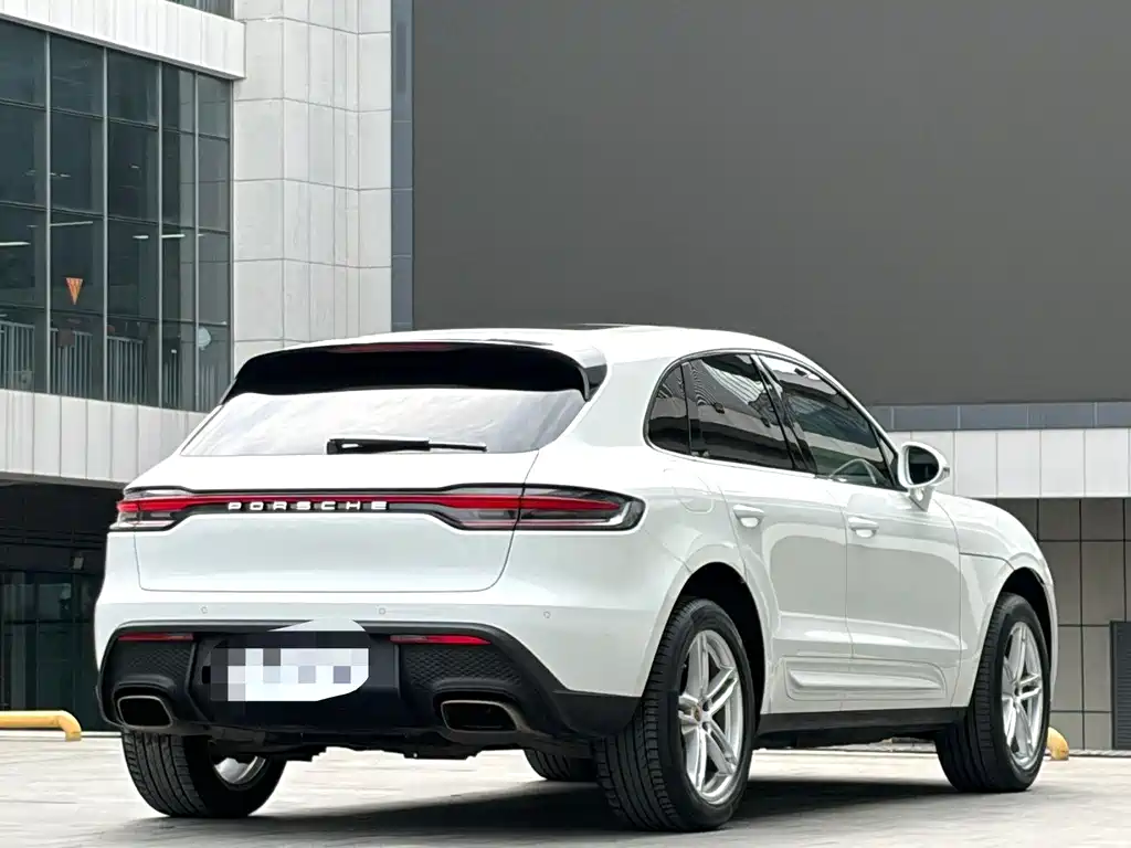 Porsche Macan — миниатюра 10
