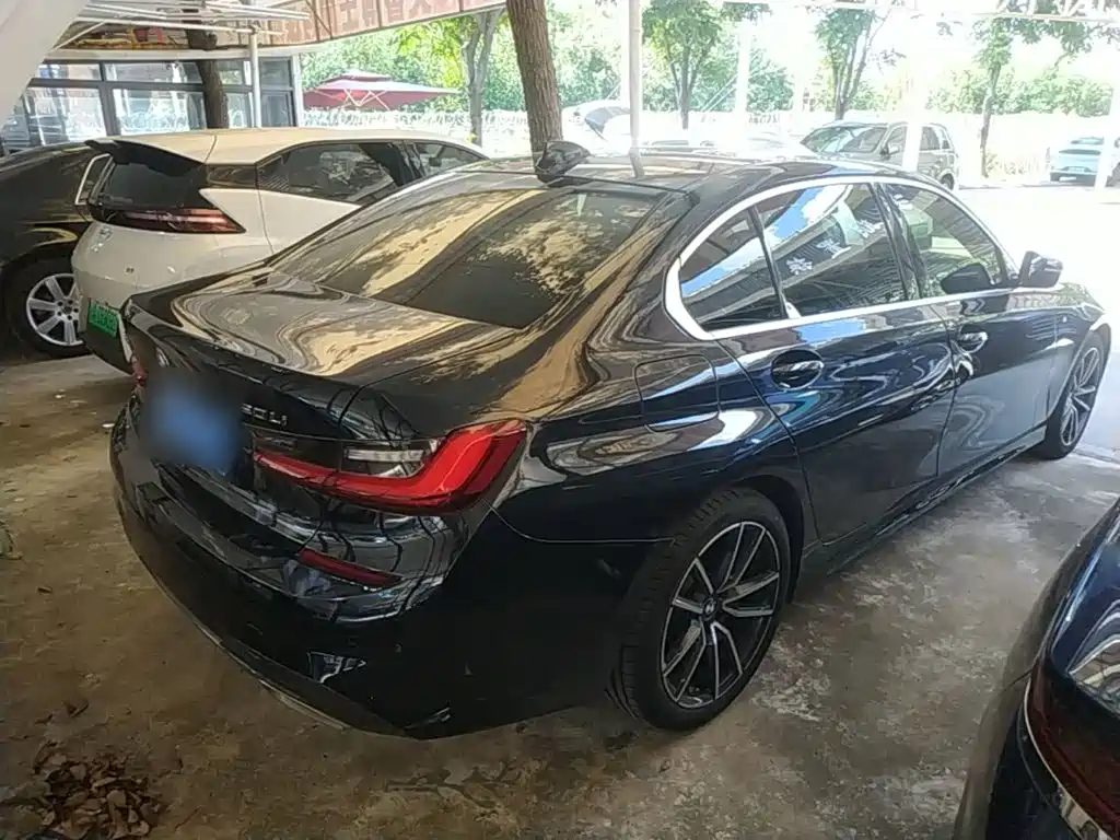 BMW 3 Series — миниатюра 7