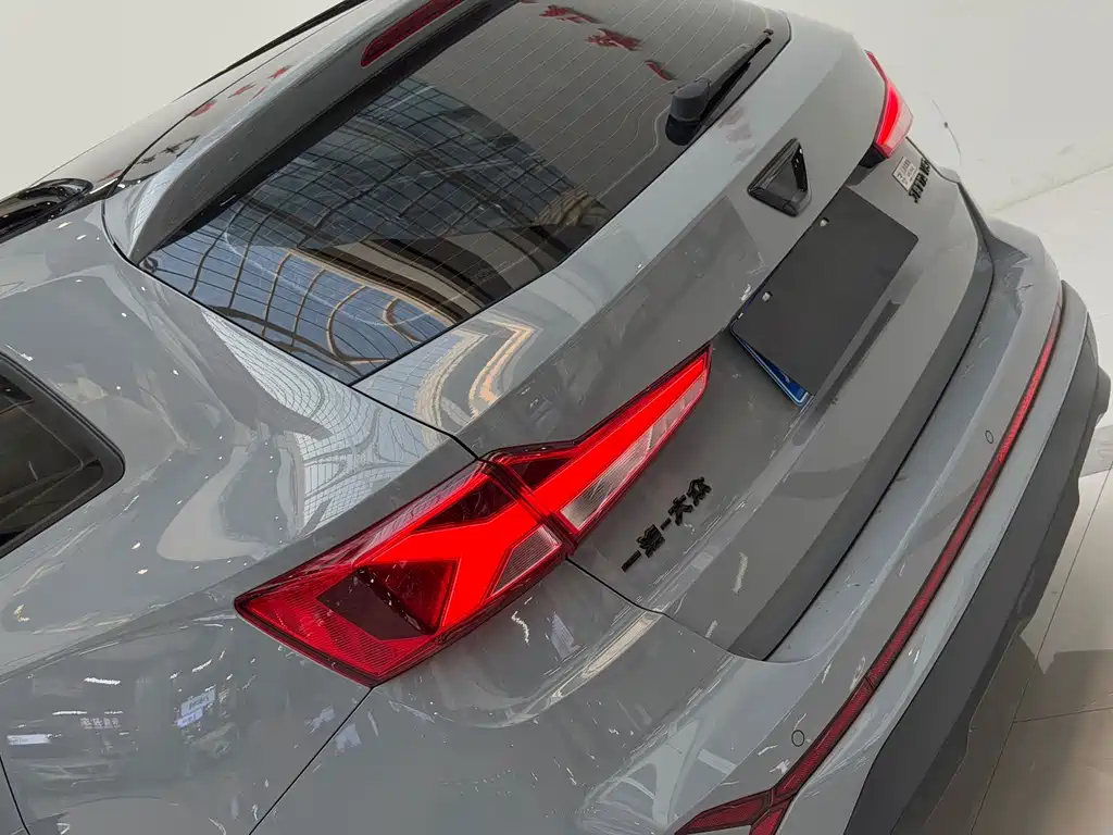 Jetta VS7 — миниатюра 13
