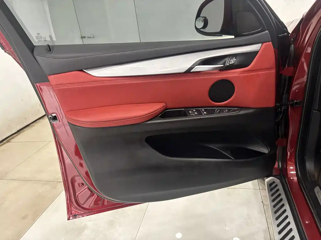 BMW X6 — миниатюра 11