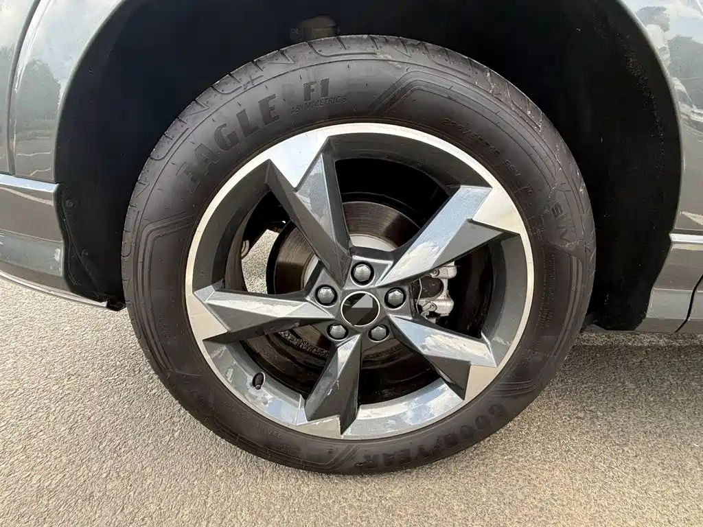 Audi Q3 — миниатюра 16