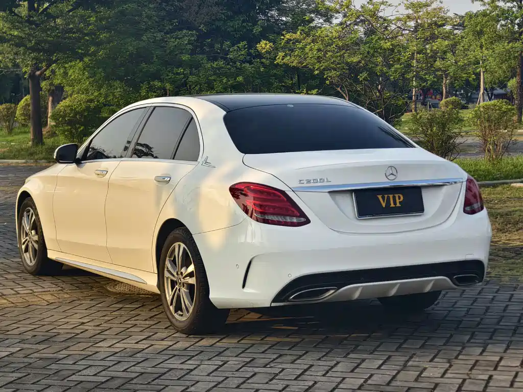 Mercedes-Benz C-Class — миниатюра 7