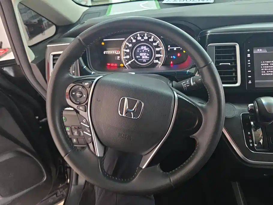 Honda Elysion — миниатюра 15