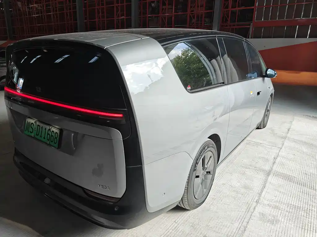 Li Auto Li MEGA — миниатюра 7