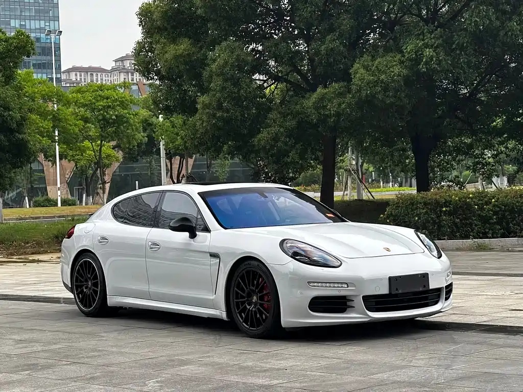Купить Porsche Panamera