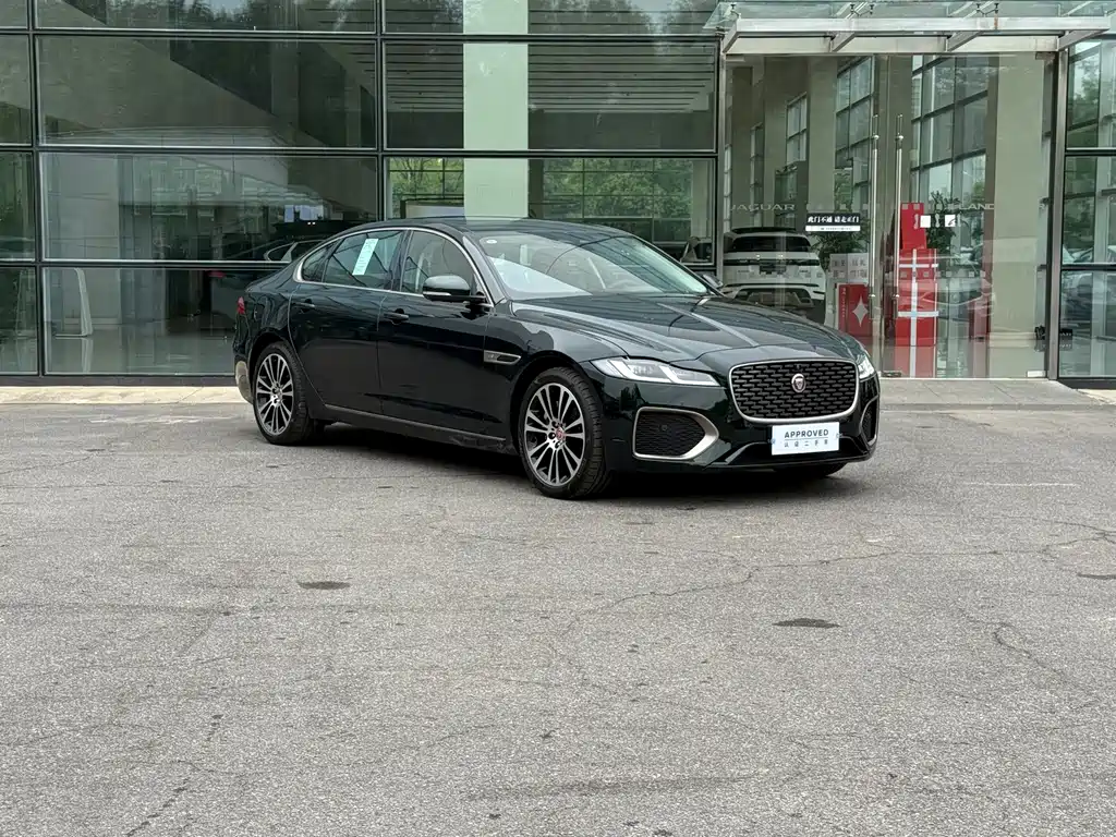 JAGUAR  XFL