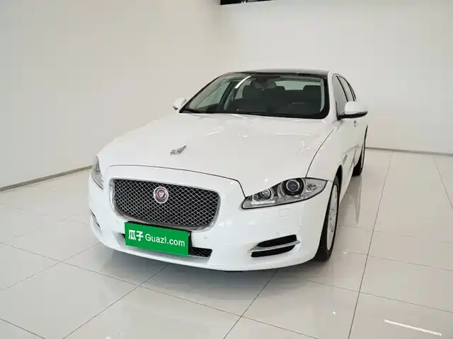 2015 Jaguar XJ