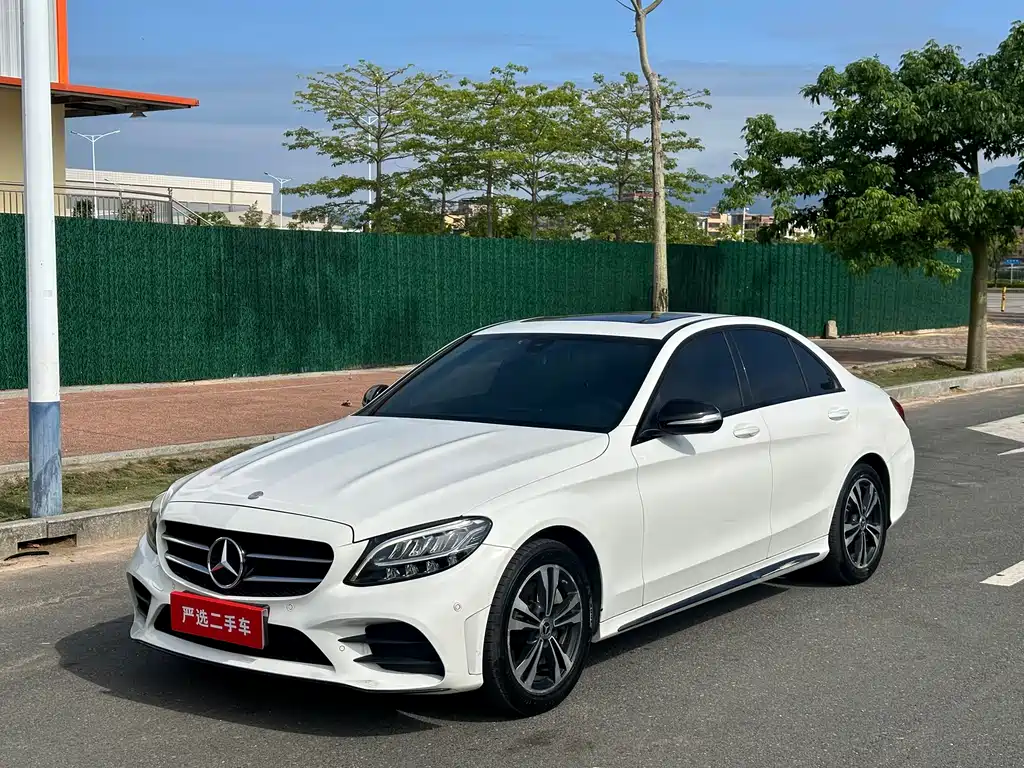 Mercedes-Benz C-Class 2019
