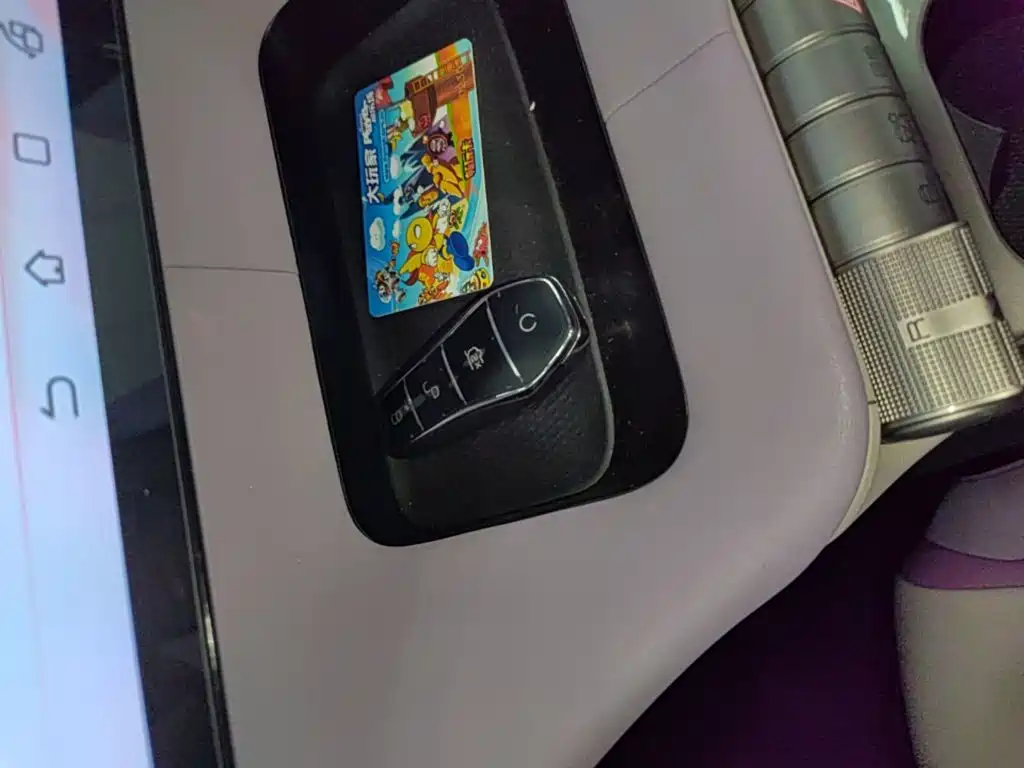 BYD Dolphin - фото 9