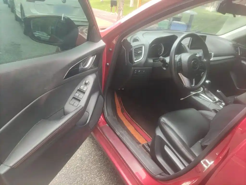 Mazda 3 Axela — миниатюра 17