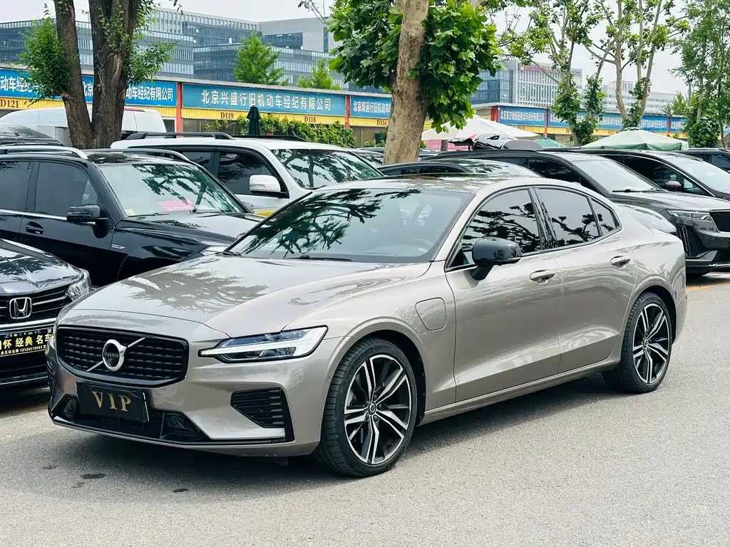 Volvo XC60 PHEV 2021