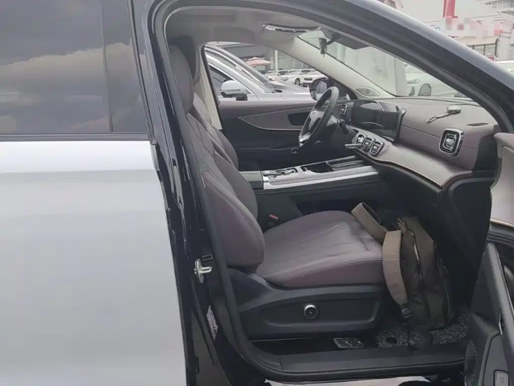 Chery Tiggo 9 C-DM — миниатюра 25