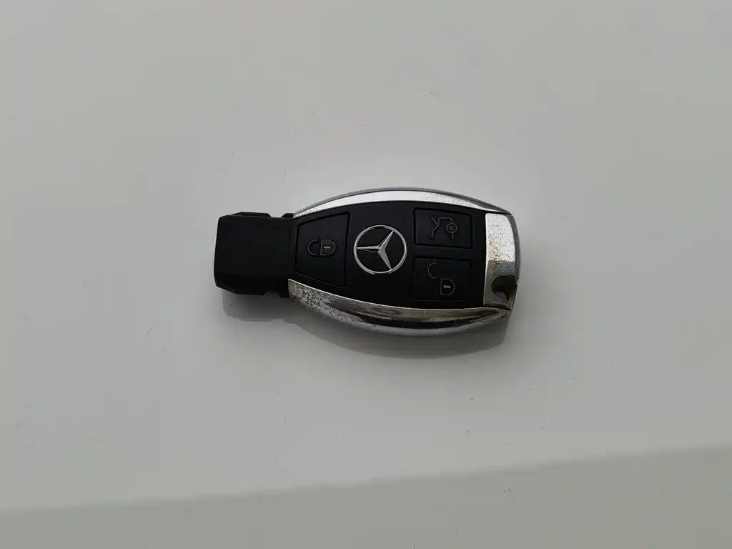 Mercedes-Benz E-Class — миниатюра 19