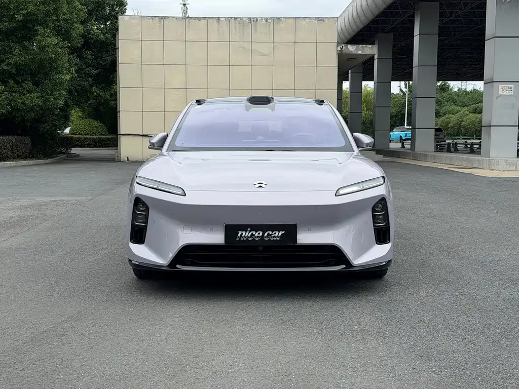 NIO ET5T — миниатюра 2