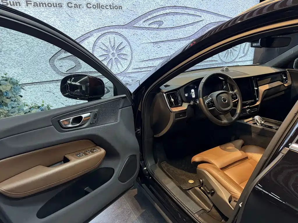Volvo XC60 — миниатюра 9