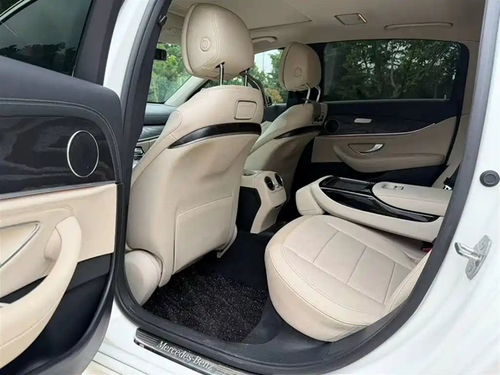Mercedes-Benz E-Class E 2016 E 300 L Sport Fashion