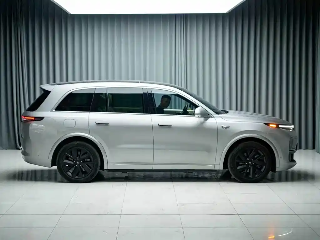 Li Auto Li L8 — миниатюра 8