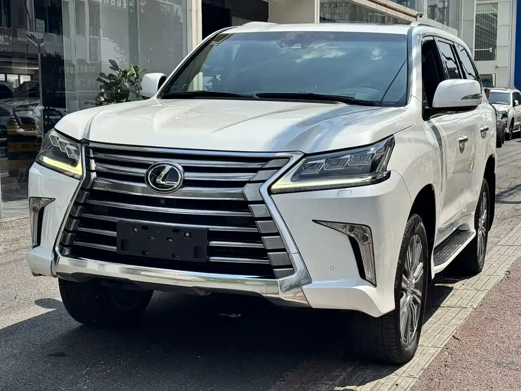 Lexus LX — миниатюра 2