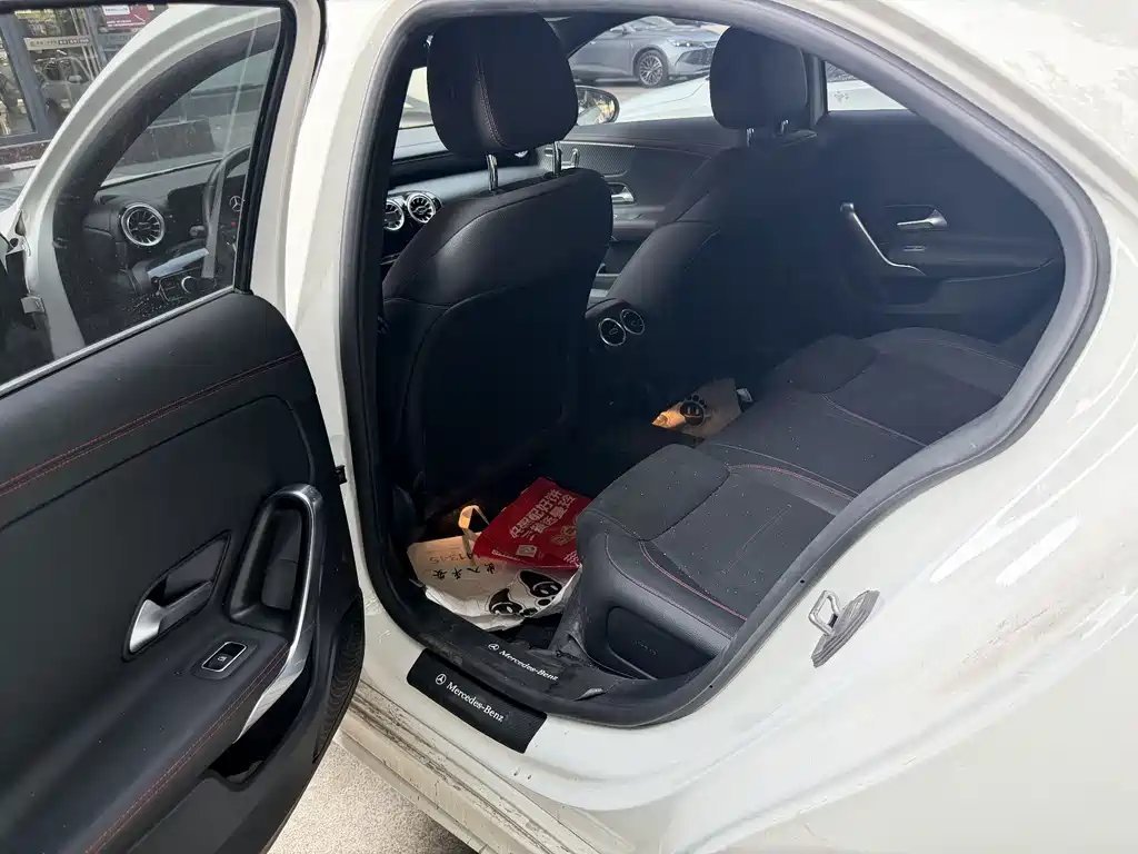 Mercedes-Benz A-Class — миниатюра 5