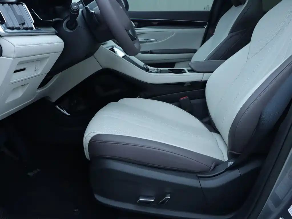 BYD Song Plus PLUS 2025 EV Smart Drive 520km Luxury