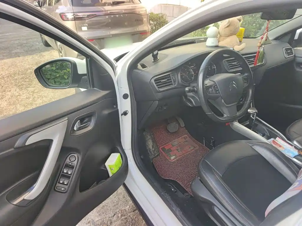 Citroen C3-XR — миниатюра 14