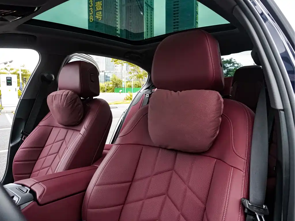 BMW 5 Series — миниатюра 24