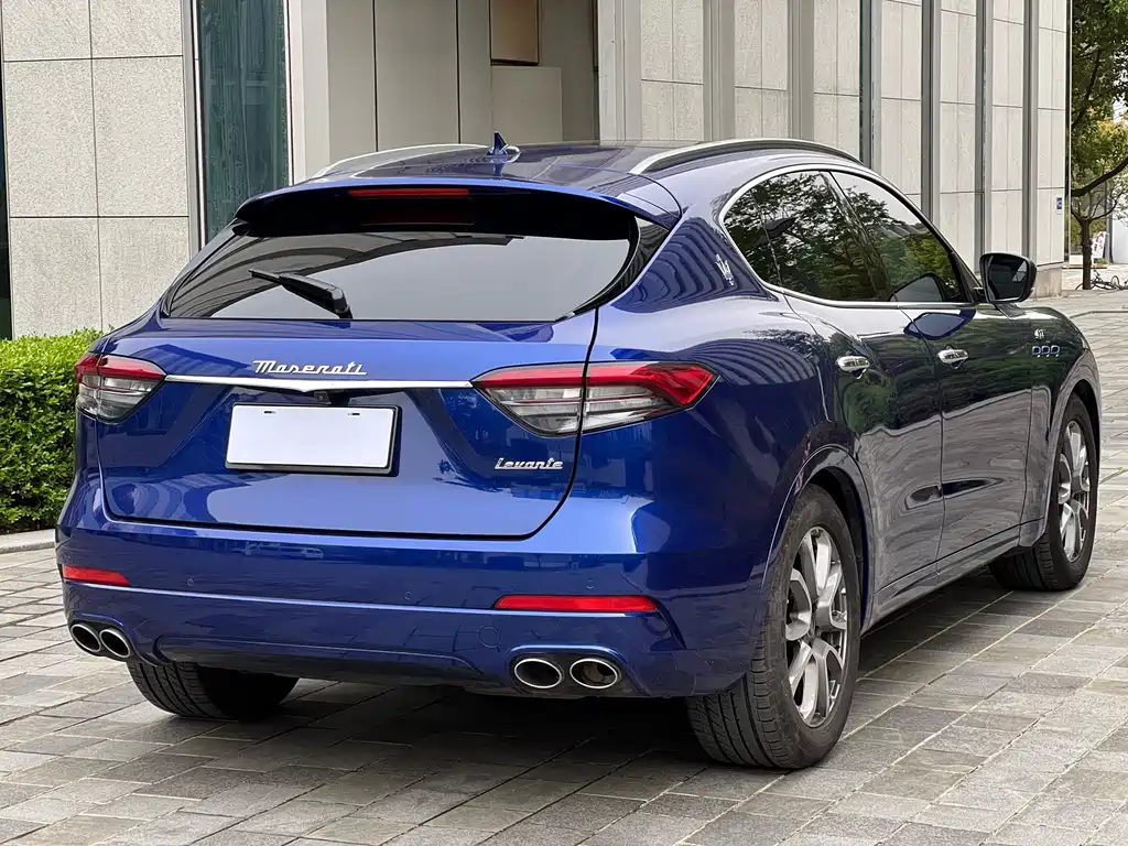 MASERATI LEVANTE