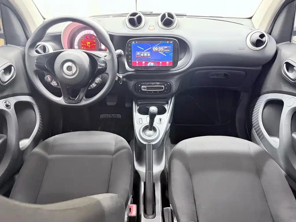 Smart fortwo 2018 1.0L 52 V