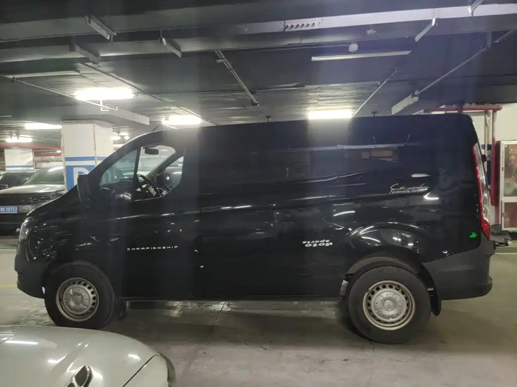 Ford Transit — миниатюра 5