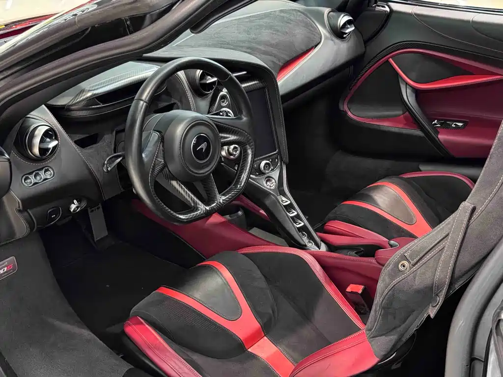 McLaren 720S — миниатюра 5