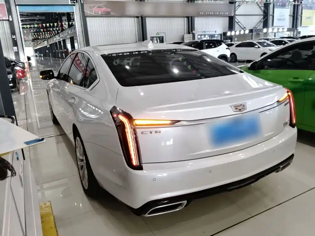 Cadillac CT6 — миниатюра 5