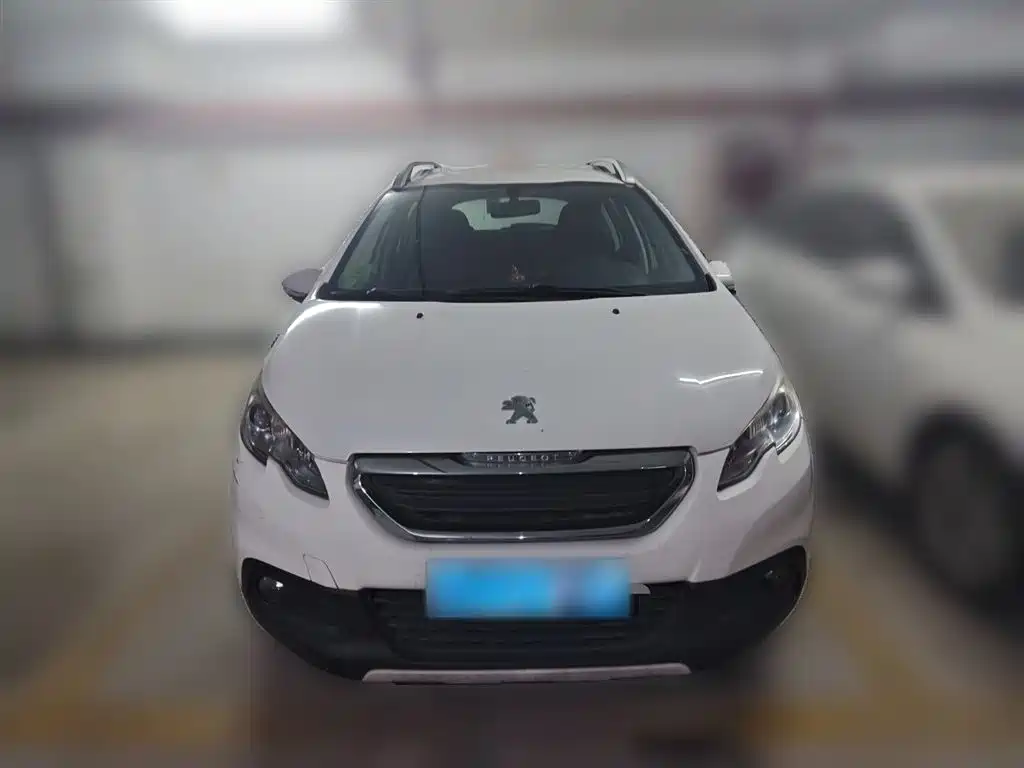 Peugeot 2008 2014 1.6L MT
