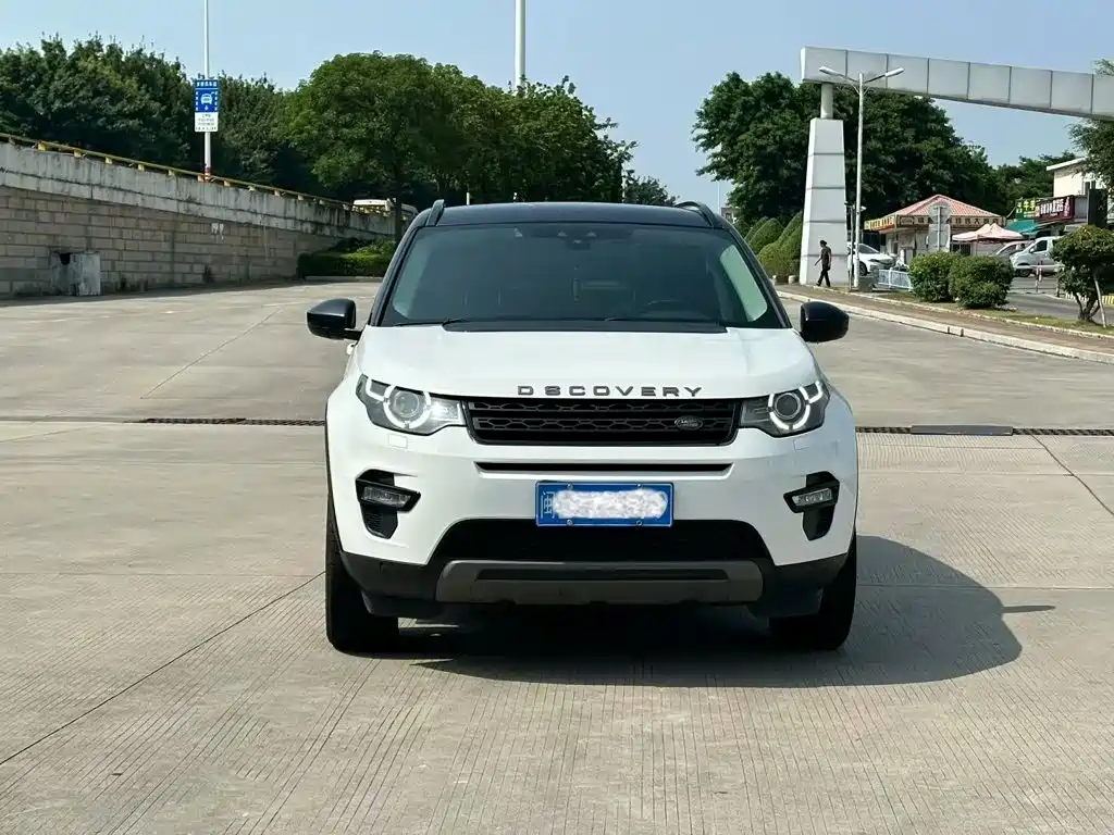 Land Rover Discovery Sport — миниатюра 2