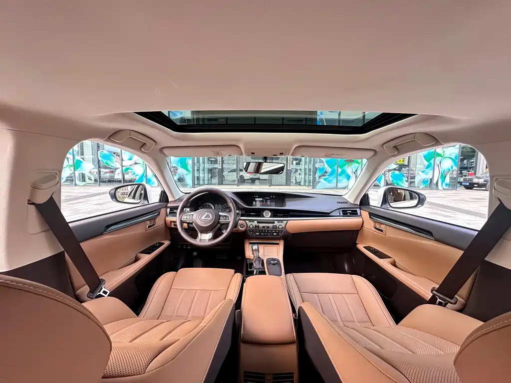 Lexus ES — миниатюра 18